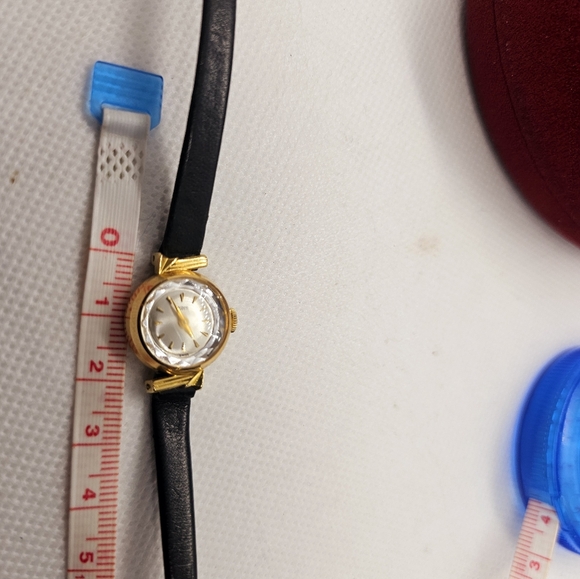 Tudor by Rolex 18K Cocktail Ladies Watch - Picture 11 of 11